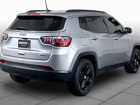 Used 2021 Jeep Compass Latitude FWD image 12