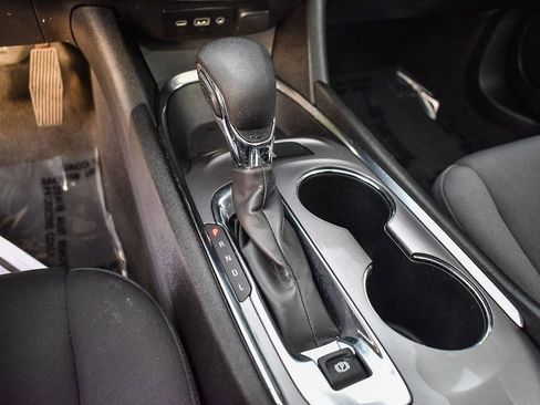 Used 2022 Chevrolet Malibu LT image 19