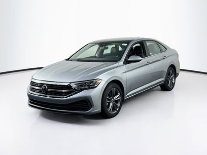 Used 2023 Volkswagen Jetta SE