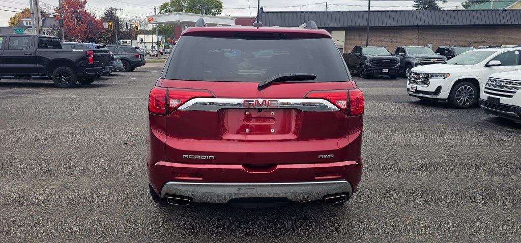 Used 2019 GMC Acadia Denali w/ Technology Package AWD/4WD image 7