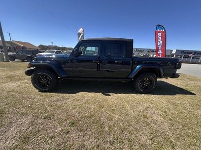 New 2025 Jeep Gladiator Willys