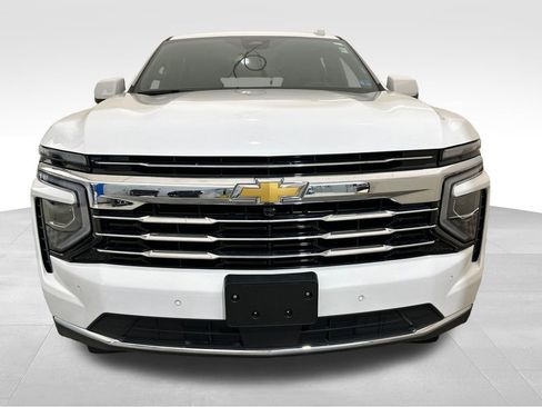 Used 2025 Chevrolet Tahoe LT image 9