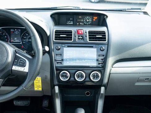 Used 2018 Subaru Forester 2.5i Premium image 31