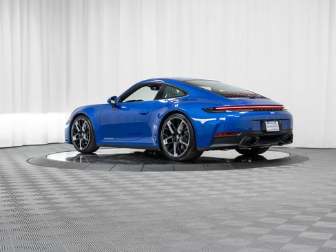 Used 2026 Porsche 911 Carrera T RWD image 43