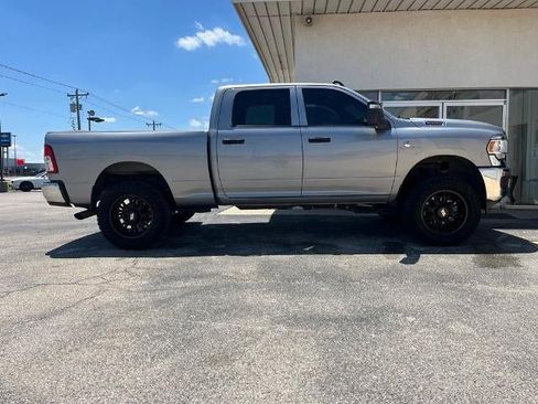 Used 2023 RAM 2500 Tradesman AWD/4WD image 3