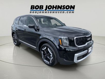 Used 2025 Kia Telluride EX