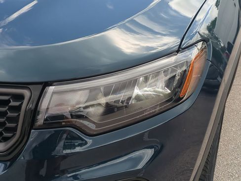 New 2026 Jeep Compass Limited image 10