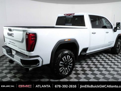New 2026 GMC Sierra 2500 Denali Ultimate AWD/4WD image 3
