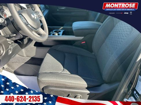 New 2026 RAM 1500 4x4 Crew Cab image 12