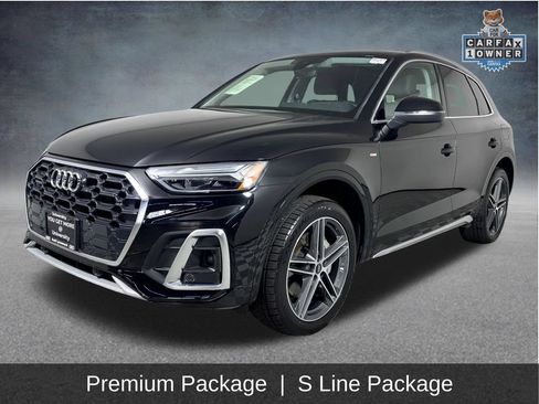Used 2023 Audi Q5 e Premium w/ Convenience Package AWD/4WD image 3