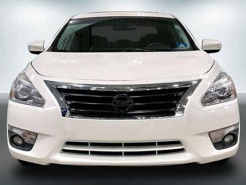 Used 2013 Nissan Altima 2.5 SV w/ 2.5SV Convenience Pkg image 2