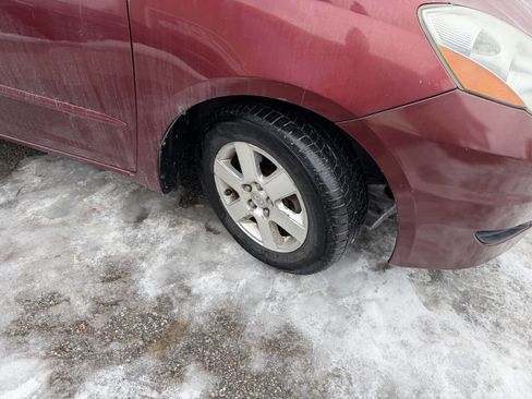 Used 2007 Toyota Sienna CE image 18