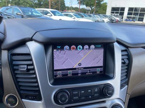 Used 2018 GMC Yukon SLT w/ Premium Edition AWD/4WD image 15