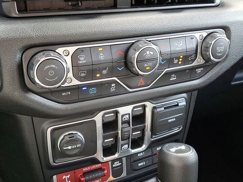 Certified 2025 Jeep Wrangler Unlimited Sport S 4xe image 16