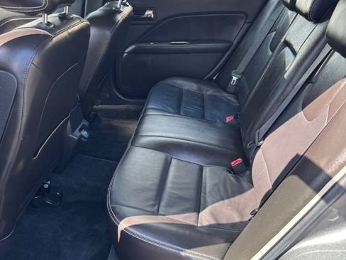 Used 2010 Ford Fusion Hybrid FWD image 12