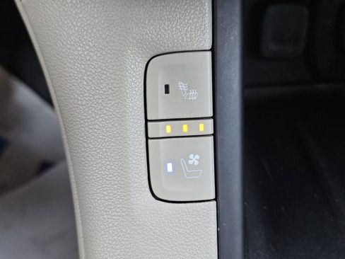 Used 2019 GMC Acadia Denali w/ Technology Package image 27