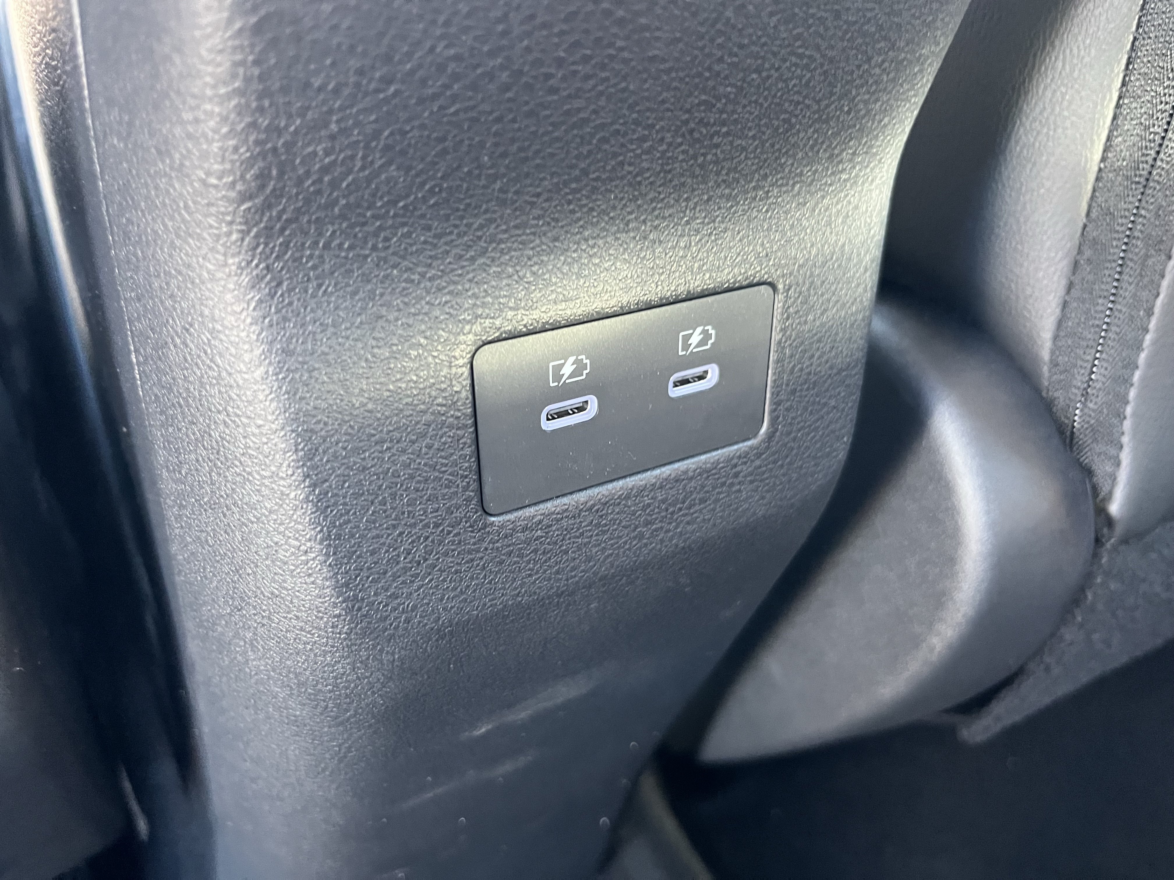 New 2027 Nissan Kicks SR AWD/4WD image 18