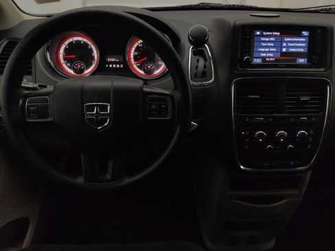 Used 2017 Dodge Grand Caravan SE w/ Power Window Group FWD image 22