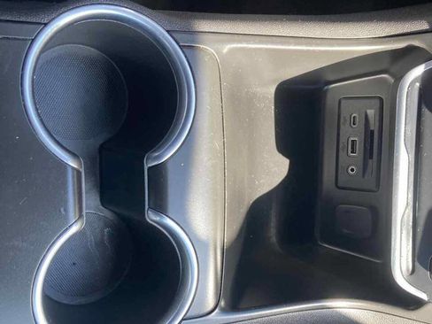 Used 2019 GMC Terrain SLT image 16