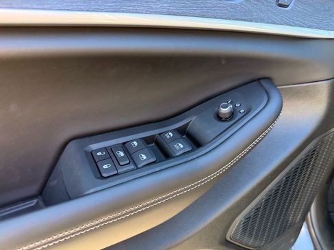 New 2025 Jeep Grand Cherokee Limited image 10