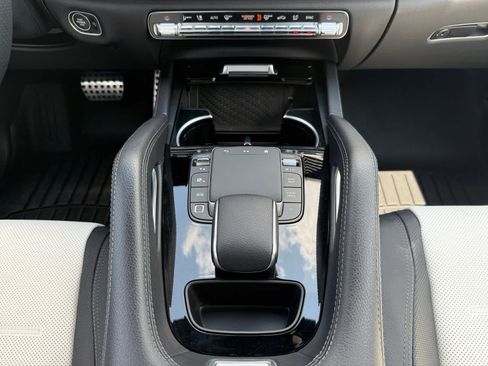 Certified 2025 Mercedes-Benz GLE 450 4MATIC image 15