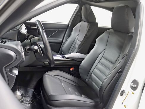 Used 2022 Lexus IS 350 F Sport image 27