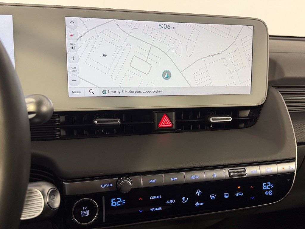Used 2024 Hyundai Ioniq 5 SEL RWD image 12