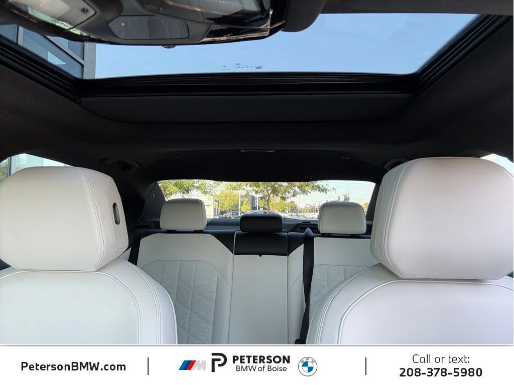 Used 2024 BMW 530i w/ Premium Package RWD image 35