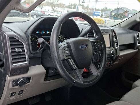 Used 2015 Ford F150 XLT w/ Equipment Group 302A Luxury image 17