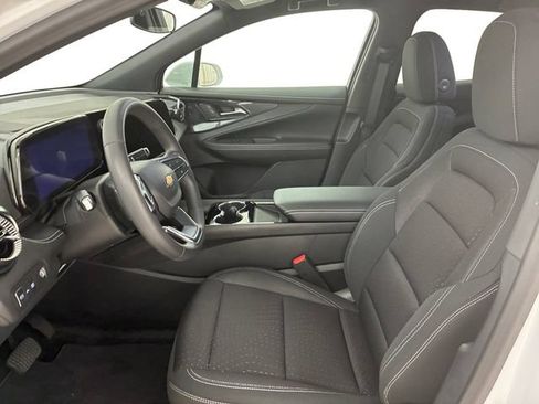 Certified 2025 Chevrolet Blazer EV LT AWD/4WD image 12