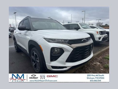 Used 2022 Chevrolet TrailBlazer RS FWD image 1