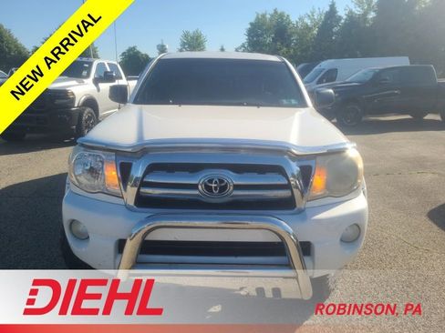 Used 2005 Toyota Tacoma 4x4 Double Cab image 2