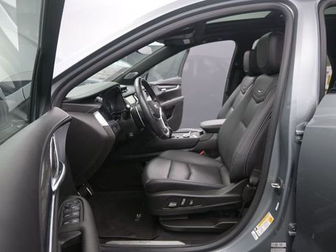 Used 2023 Cadillac XT5 Sportv w/ LPO, Floor Liner Package AWD/4WD image 10