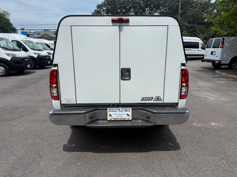 Used 2016 Nissan Frontier SV AWD/4WD image 11