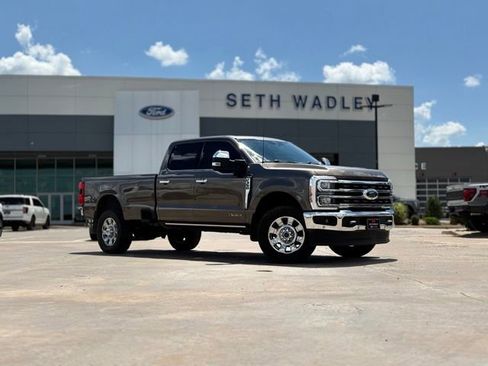 Used 2023 Ford F350 King Ranch w/ Chrome Package AWD/4WD image 1