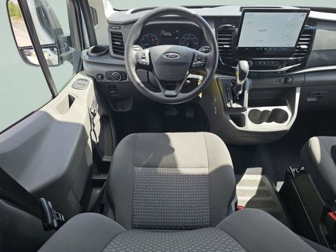 Used 2024 Ford Transit 350 XLT RWD image 4