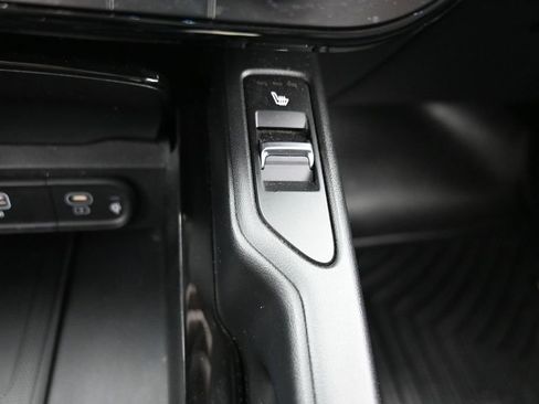 Used 2023 Kia Telluride S w/ S Sunroof Package AWD/4WD image 21