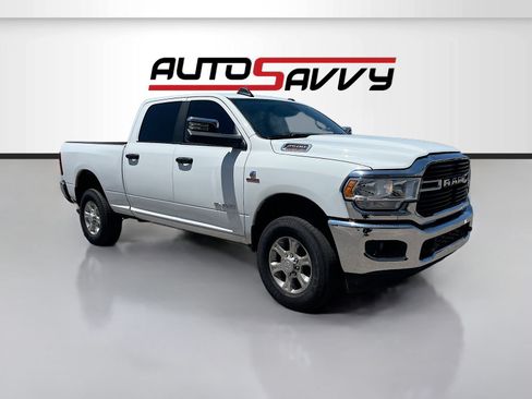 Used 2024 RAM 2500 Big Horn w/ Off Road Package AWD/4WD image 1