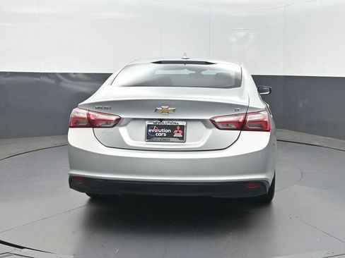 Used 2022 Chevrolet Malibu LT FWD image 34