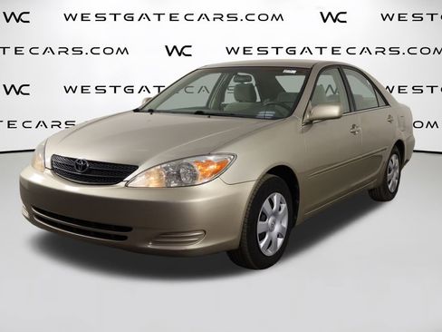 Used 2003 Toyota Camry LE image 1
