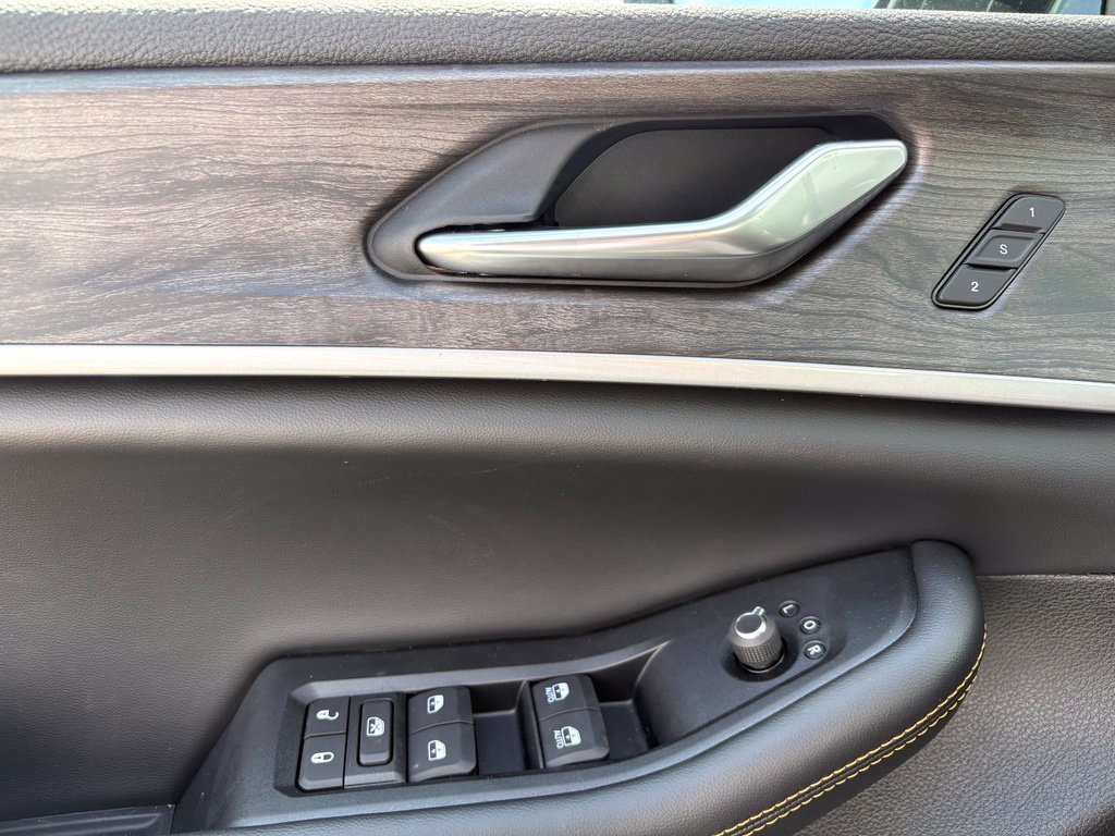 New 2026 Jeep Grand Cherokee Limited AWD/4WD image 21