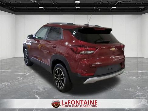 Used 2025 Chevrolet TrailBlazer LT image 6