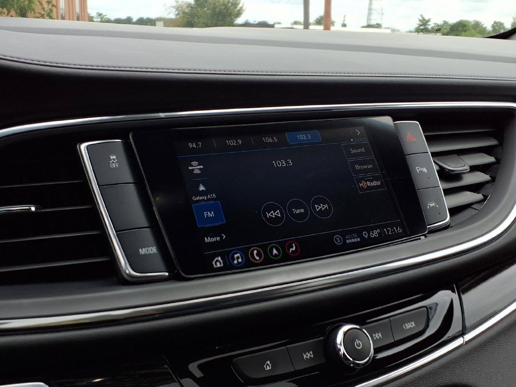 Used 2020 Buick Enclave Avenir w/ Avenir Technology Package FWD image 7