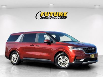 Used 2022 Kia Carnival LX