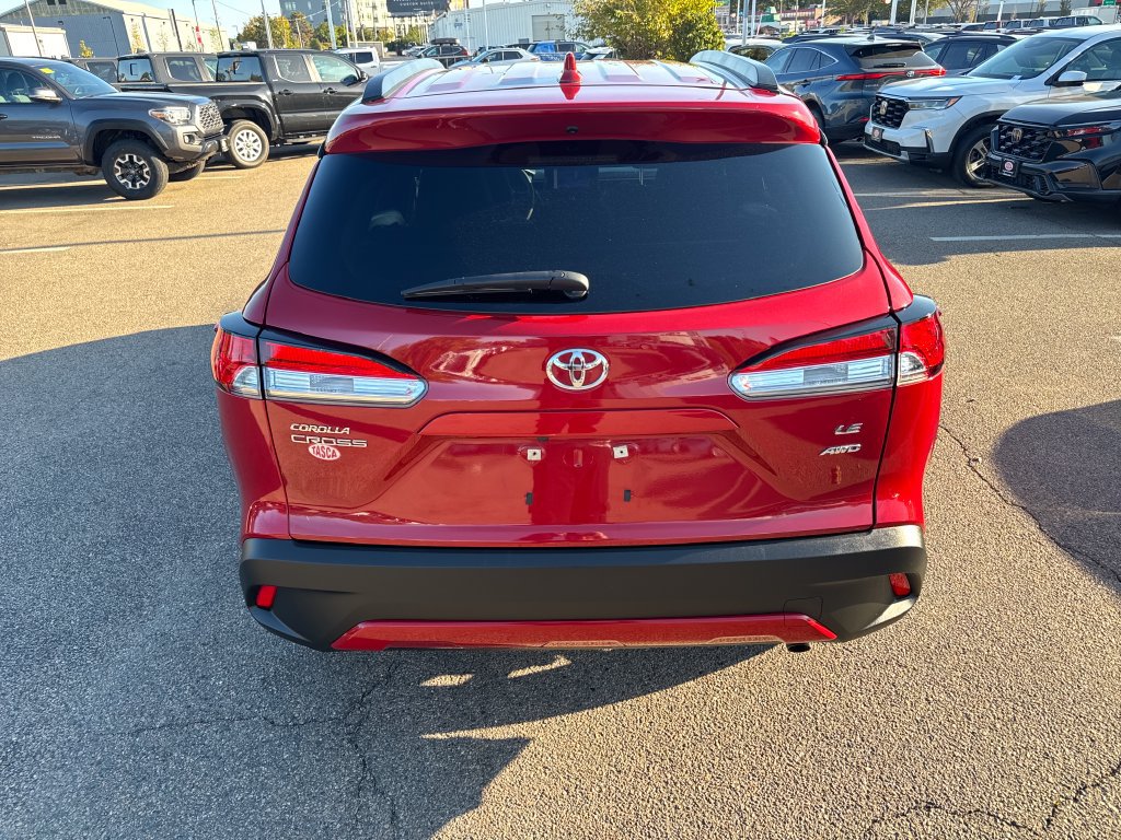 Used 2024 Toyota Corolla Cross LE w/ Moonroof Package AWD/4WD image 6