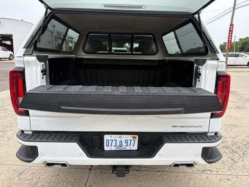 Used 2023 GMC Sierra 1500 Denali AWD/4WD image 7
