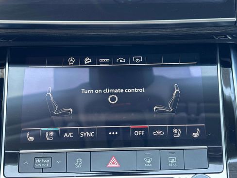 Used 2025 Audi Q7 3.0T Premium Plus image 29