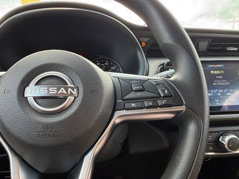 Used 2024 Nissan Kicks SV FWD image 22