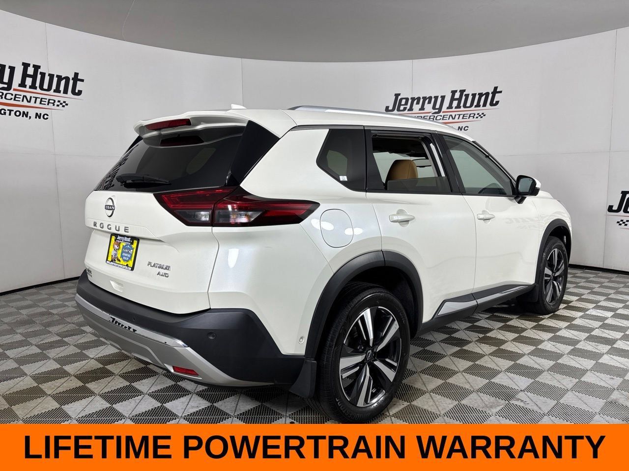 Used 2023 Nissan Rogue Platinum w/ Platinum Premium Package AWD/4WD image 6