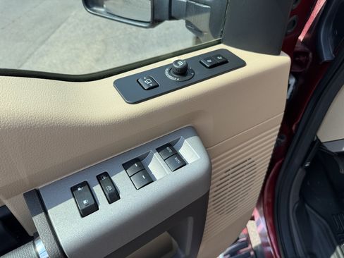 Used 2015 Ford F350 Lariat w/ Lariat Ultimate Package AWD/4WD image 8